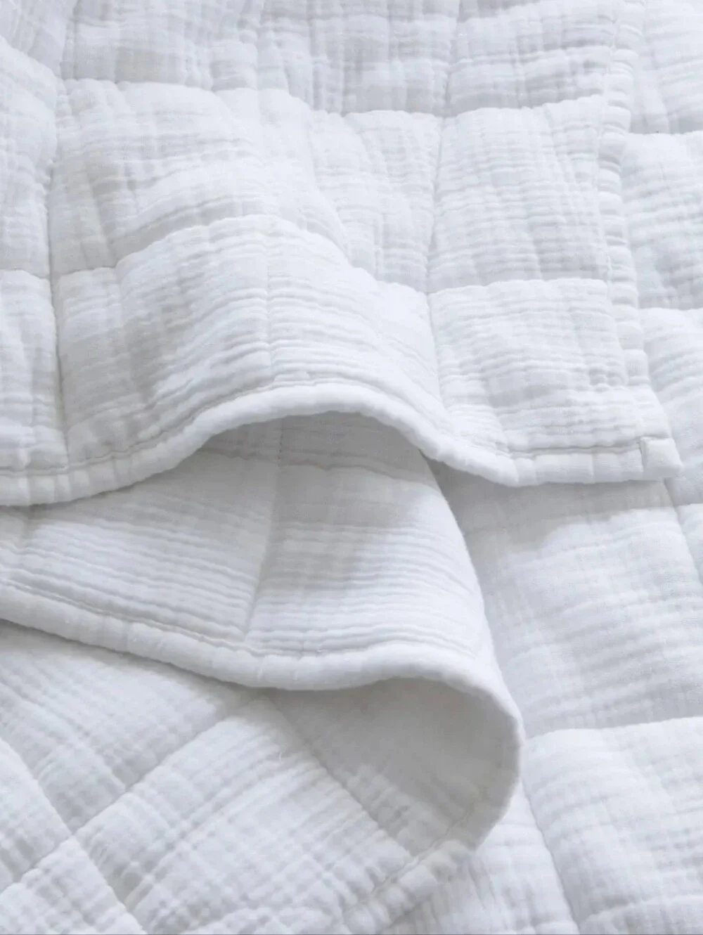 Quince Organic Cotton Gauze Box Quilt - Full/Queen - White